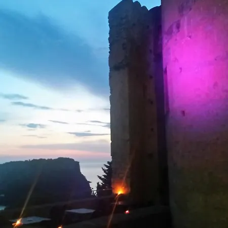 Castello Di Praia