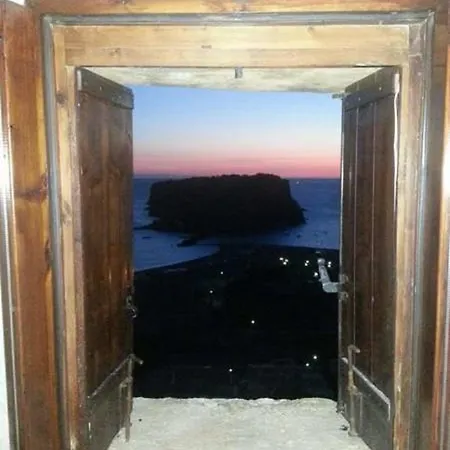 Castello Di Praia 3*