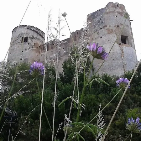 Castello Di Praia