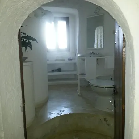Castello Di Praia Bed & Breakfast 3*