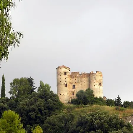 Castello Di Praia 3*