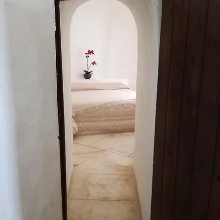 Castello Di Praia Bed & Breakfast 3*